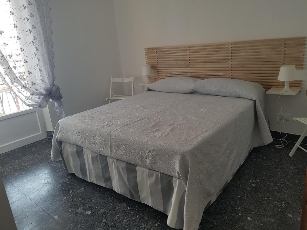 Bea'S Apartment - The Window To The Sea - Seafront مونتيروسّو ال ماري المظهر الخارجي الصورة
