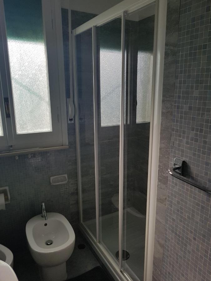 Bea'S Apartment - The Window To The Sea - Seafront مونتيروسّو ال ماري المظهر الخارجي الصورة