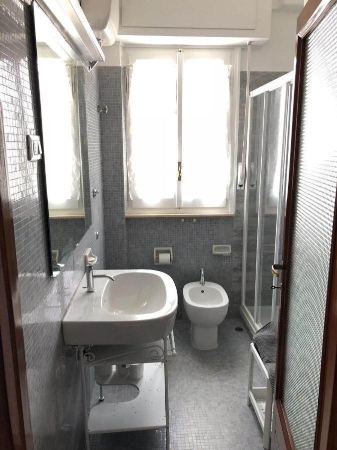 Bea'S Apartment - The Window To The Sea - Seafront مونتيروسّو ال ماري المظهر الخارجي الصورة